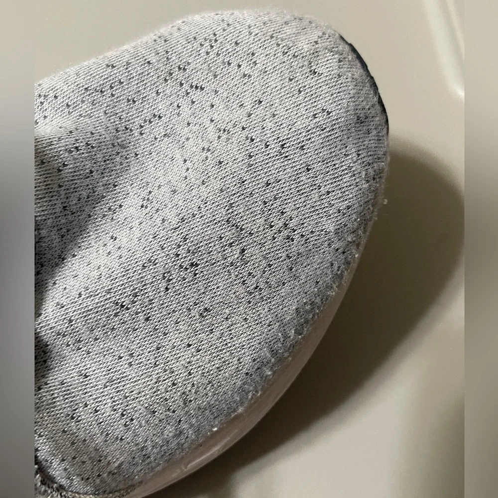 New Balance Women’s Cruz v1 Reissue Heather Gray Athletic Sneakers size 10 M - Picture 8 of 8